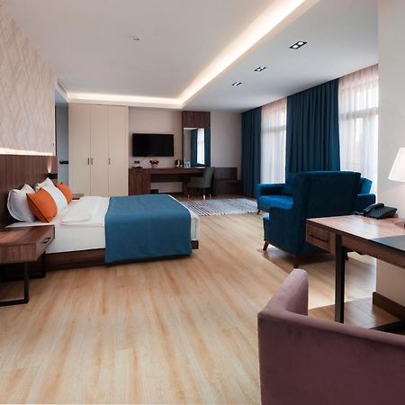 Wellness Hotel And Spa Tashkent Ngoại thất bức ảnh